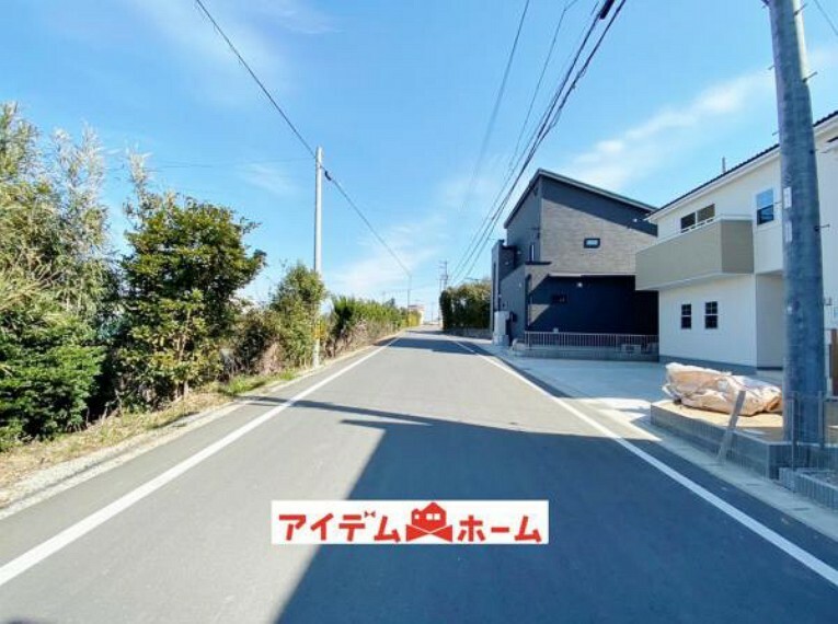 現況写真 住戸の前面道路です。