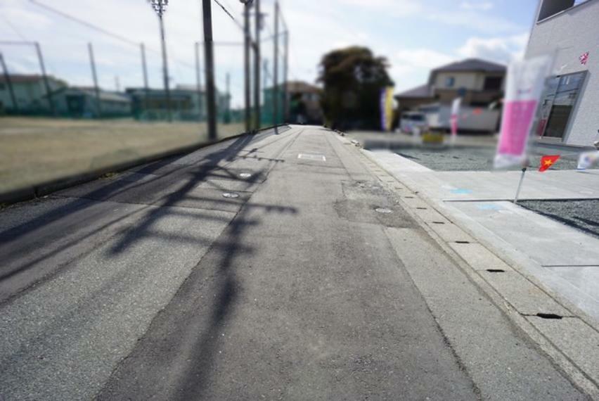 現況写真 前面道路写真。