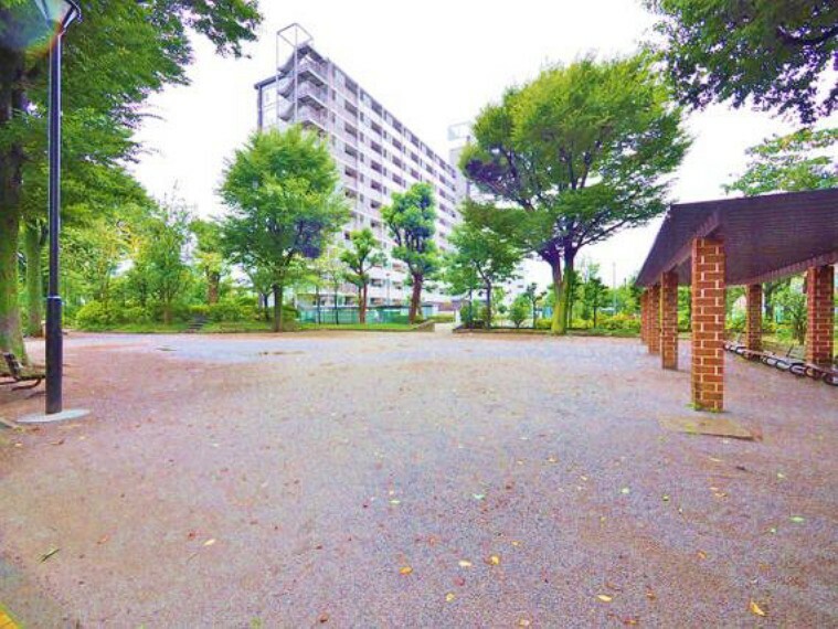 公園 板橋区立蓮根三丁目公園まで約160m