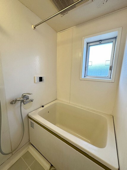 浴室 【浴室】浴室に窓があります！