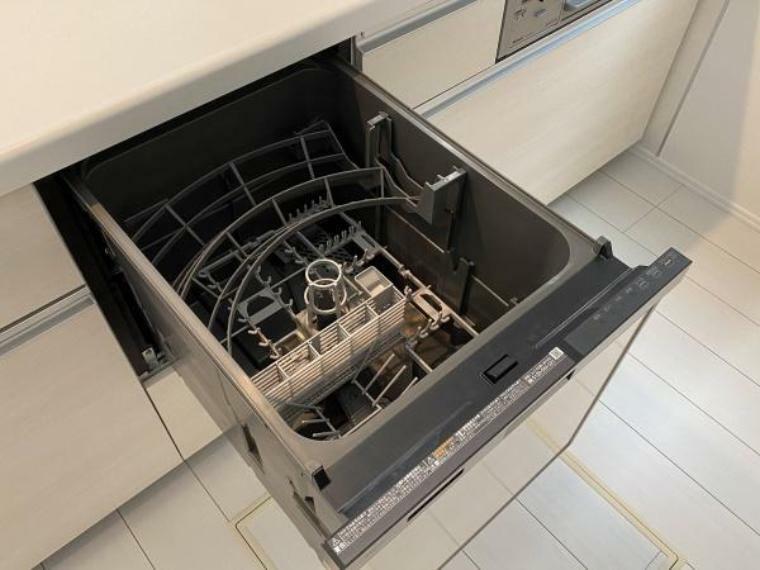 キッチン ビルトイン食洗器で時短＆節水。