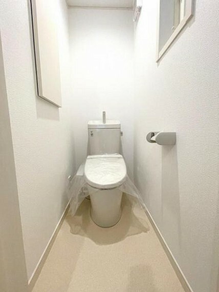 トイレ ■いつでも清潔に保てる洗浄便座トイレ