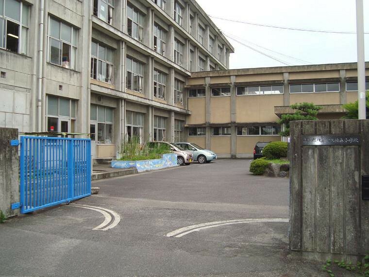 小学校 扶桑町立柏森小学校