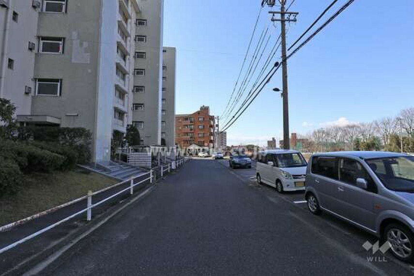 現況写真 敷地北側の前面道路（東側から）