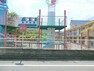 幼稚園・保育園 【綾瀬幼稚園】230m　とにかく大きいマンモス幼稚園で、温水プールなど設備関係です。先生方も子供も元気で活気があります。