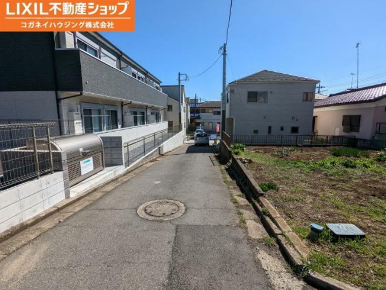 現況写真 前面道路含む現地写真です。是非、現地にて道幅を体感ください。