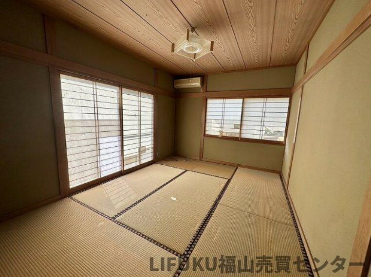 和室 6畳の和室はゆったりと落ち着いた雰囲気で、静かなくつろぎのひと時をお過ごしいただけます。