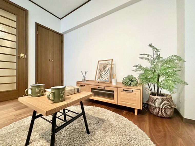 居間・リビング 居心地の良い空気感は、暮らしのステージを彩り、心からのやすらぎと満足感を与えてくれます。