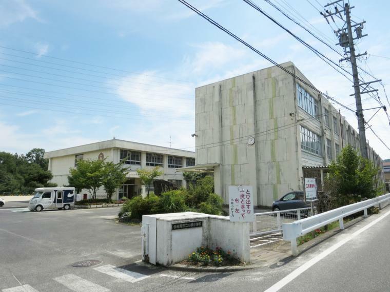 小学校 多治見市立小泉小学校