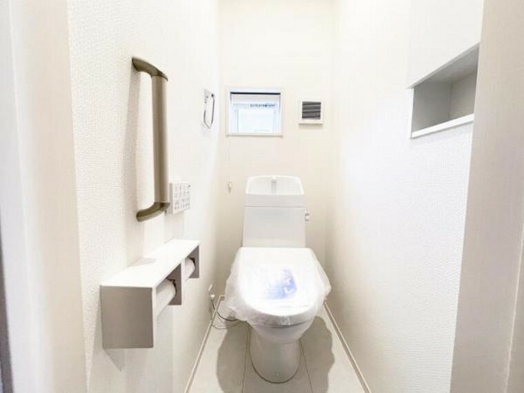 トイレ 各階にトイレを設けており、ご家族が揃う時もゆとりをもってご利用いただけます。