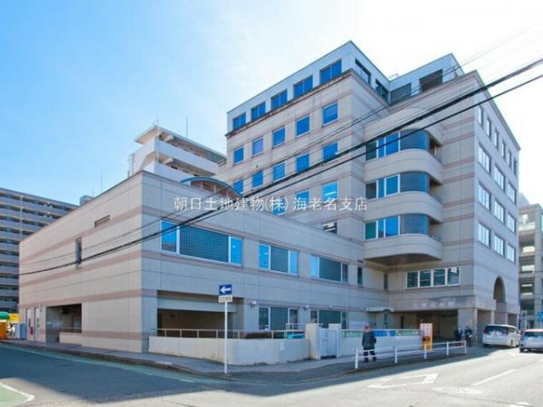 病院 【仁厚会病院】　駅から近く、駐車場もあります。比較的待ち時間も短めです。