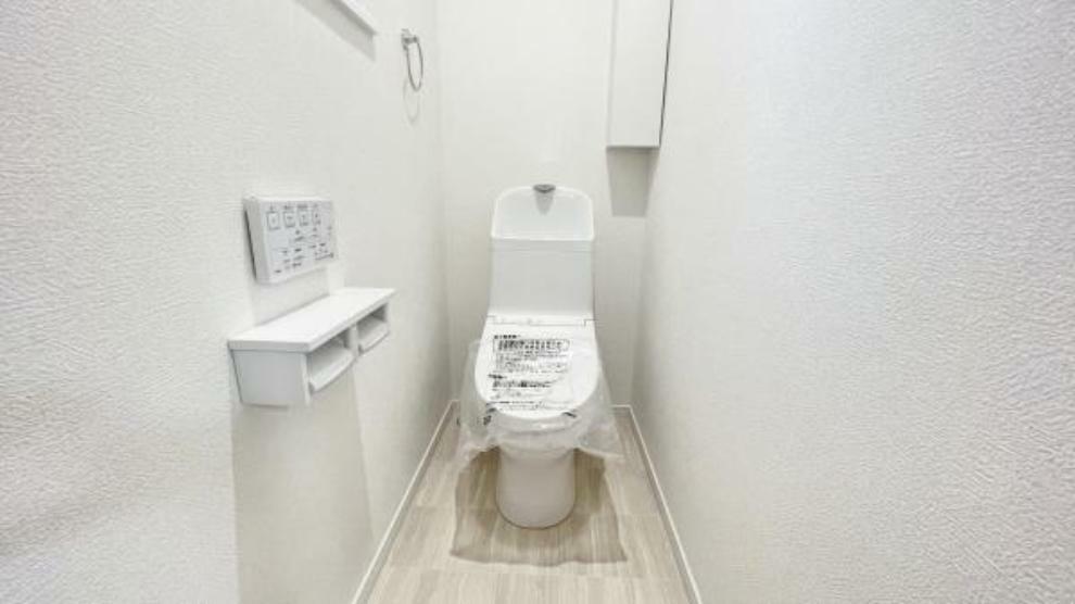 トイレ トイレは清潔感があります。収納がしっかりあるのが嬉しいですね。