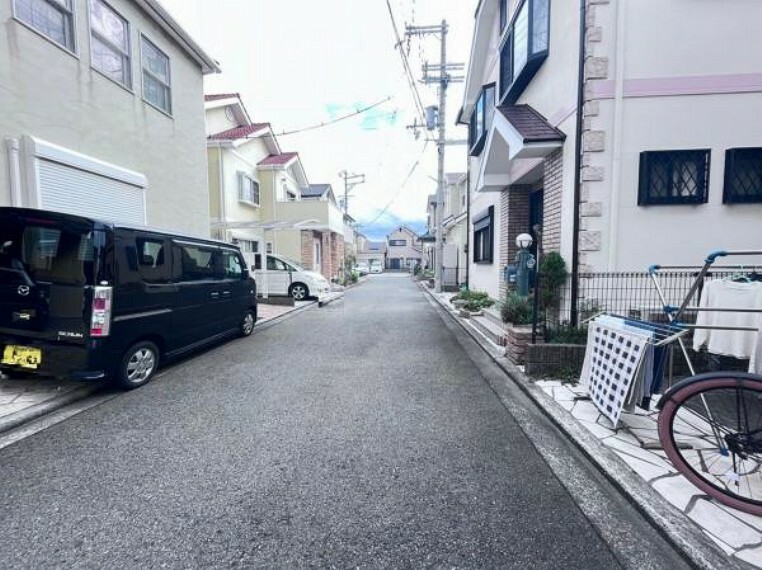 現況写真 前面道路広々しています