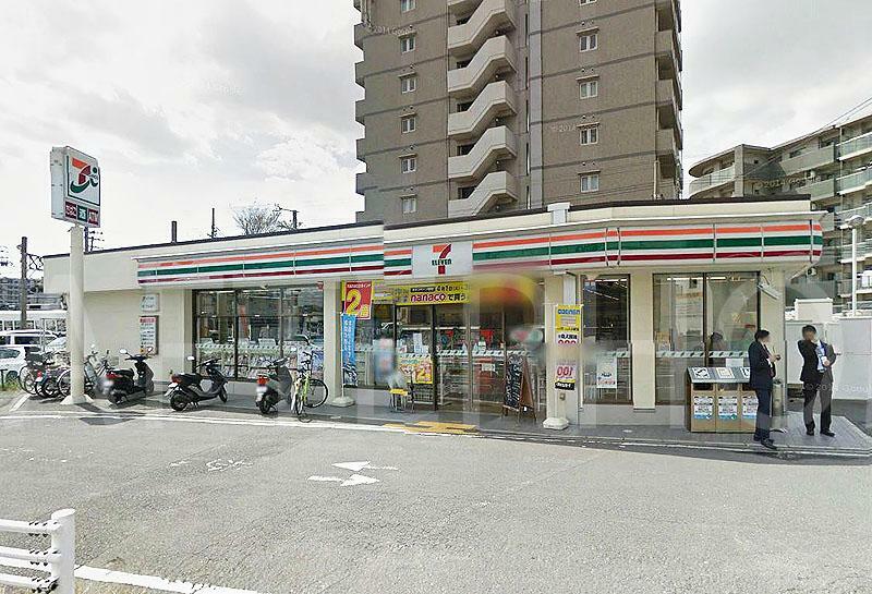 コンビニ セブンイレブン天神川三条店