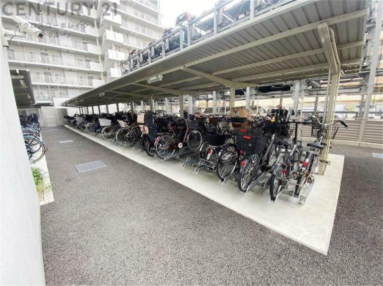 駐輪場 自転車置き場は、オートロック設備の内側となっております。