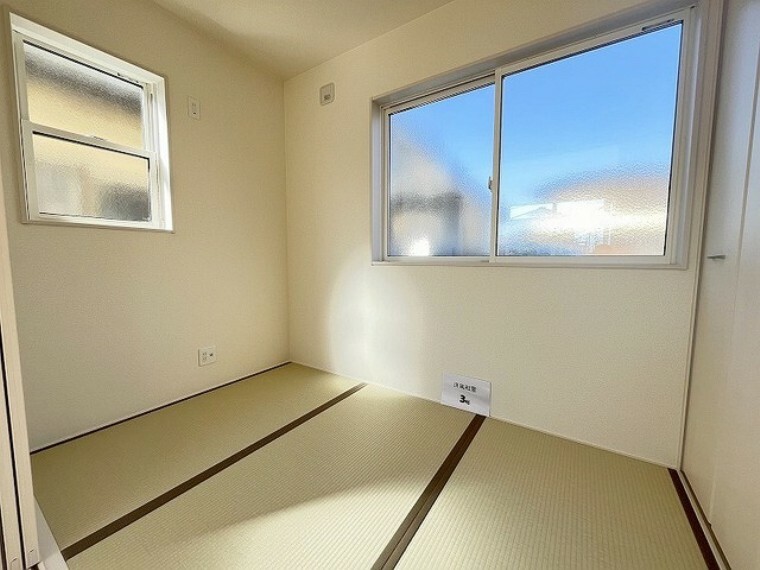 和室 お子様にとっていいお昼寝空間になる和室は、ぜひリビングのお隣で。