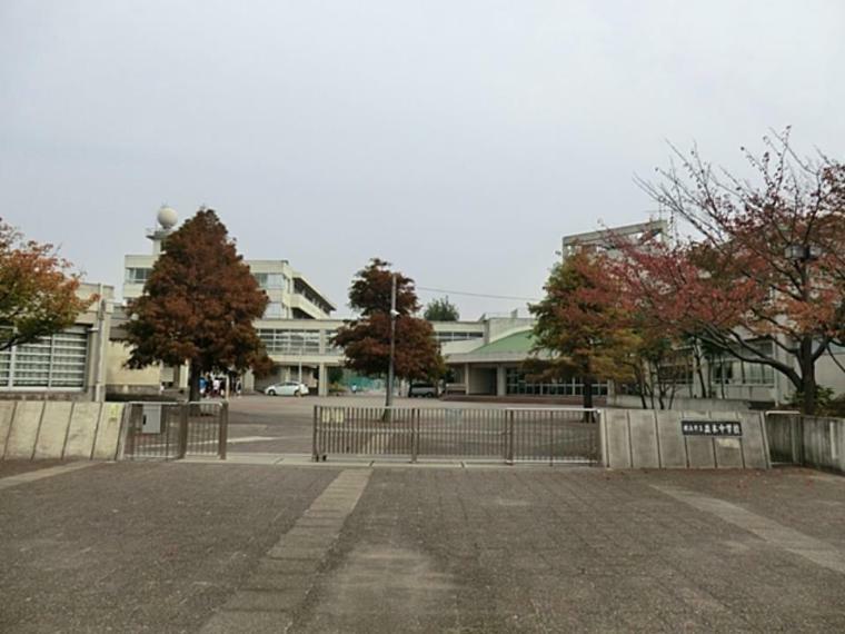 中学校 横浜市立並木中学校