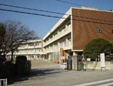 小学校 【小学校】野木町立南赤塚小学校まで1124m