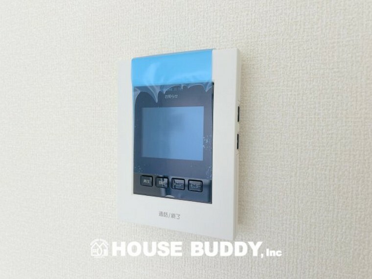 TVモニター付きインターフォン 「TVモニター付きインターホン」来客時にカラー画像で確認が出来る「見える安心」を形にモニター付きインターホンを設置。家事