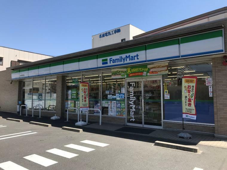 コンビニ ファミリーマート 瑞穂浮島町店 愛知県名古屋市瑞穂区浮島町16番32号