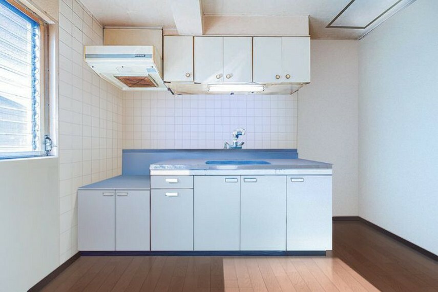 キッチン 【キッチン】※画像はCGにより家具等の削除、床・壁紙等を加工した空室イメージです。