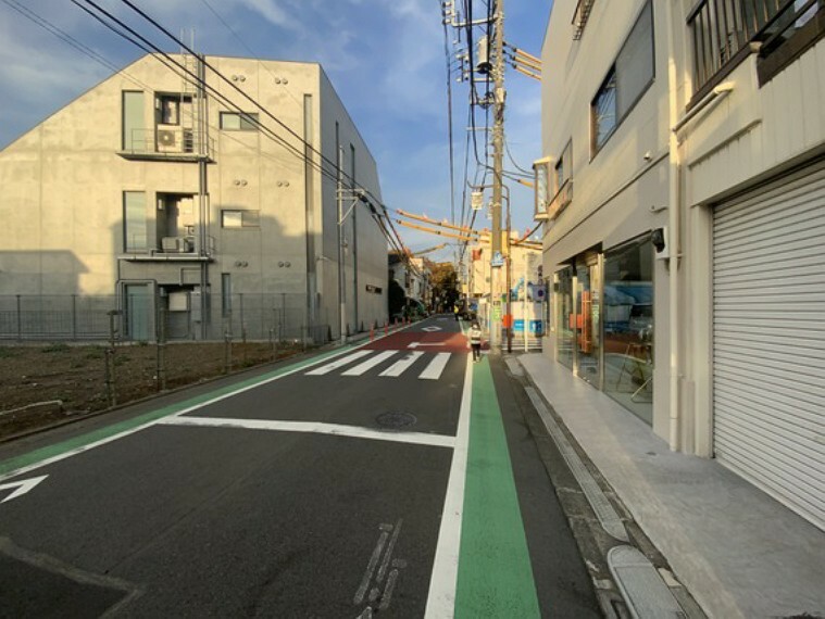 現況写真 前面道路は南東側6.9m唐.7.0mの公道です。