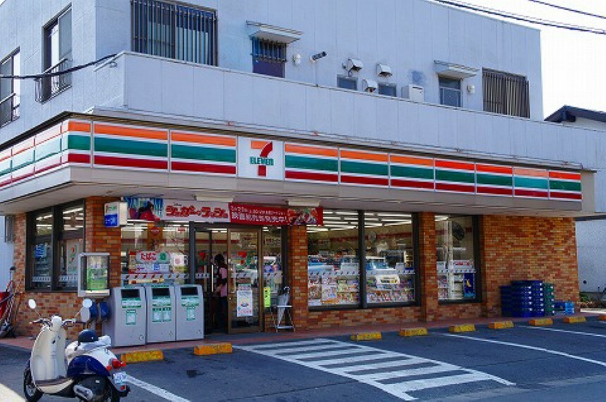 コンビニ セブンイレブン 仙台青山店　728m（徒歩9分）