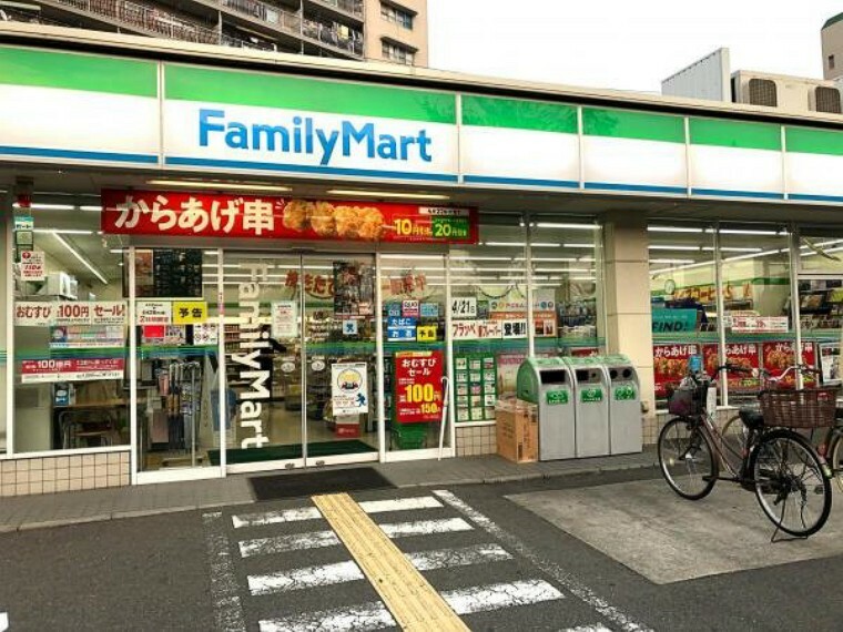 コンビニ ファミリーマート　東大阪瓜生堂店