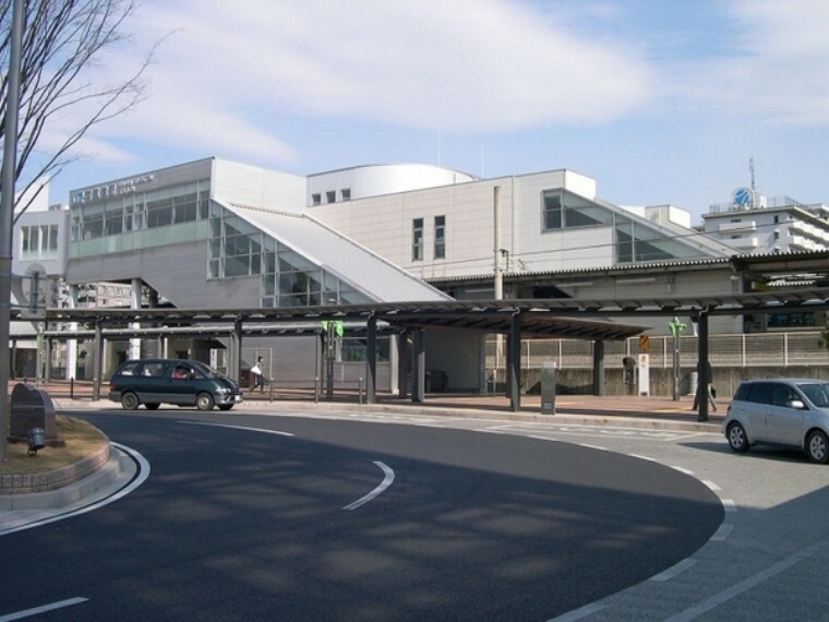 東海道本線　南草津駅（約800m）