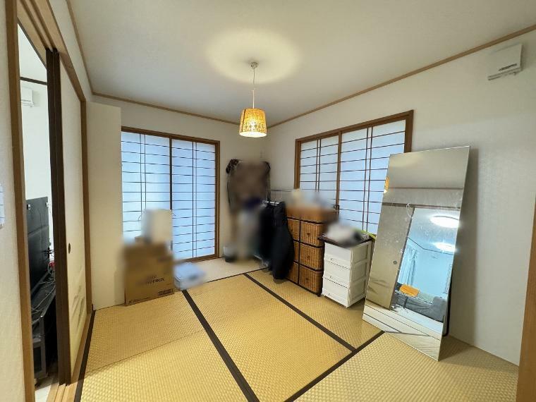 2面採光の明るいお部屋は寝室やお子さまの個室にもぴったり。自然光がお部屋全体を包み込み、成長を促します。全室クローゼット完備で家具の配置もラクラク。スッキリと暮らせる心地よい空間です。