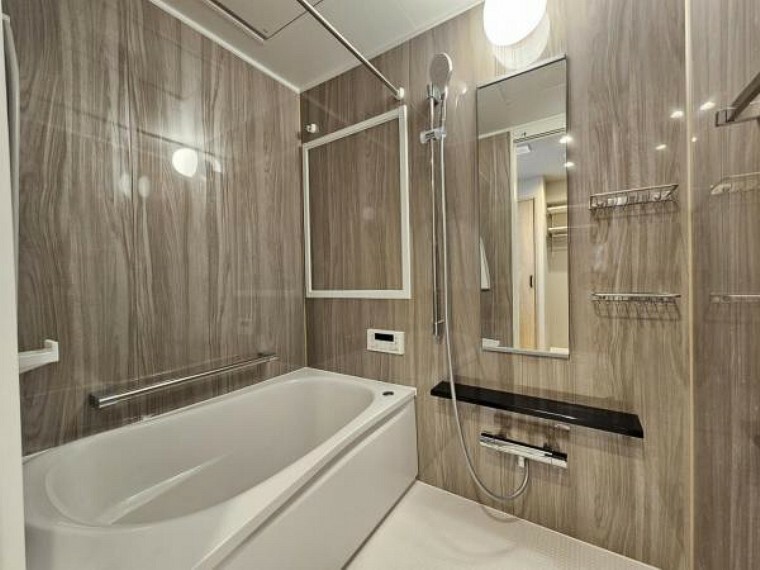 浴室 浴室乾燥暖房機付きで毎日快適なバスタイム！