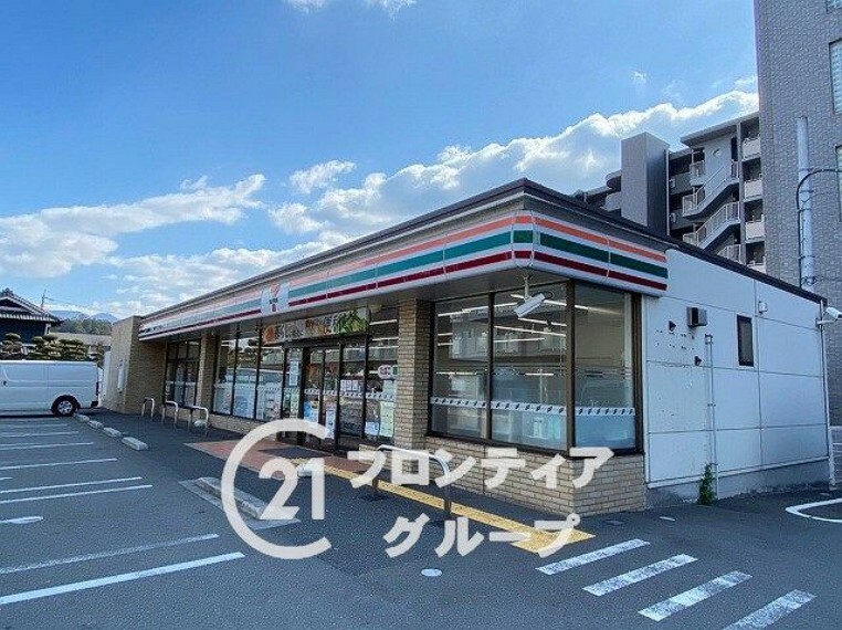 コンビニ コンビニ セブンイレブン　橿原神宮前駅東店