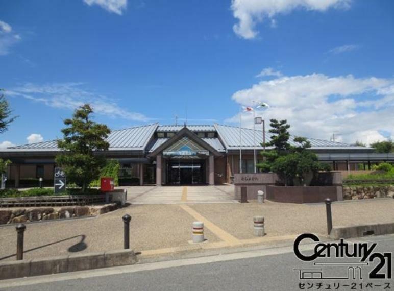 図書館 広陵町立図書館