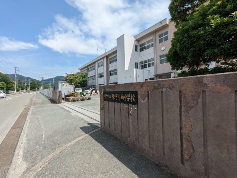 中学校 周辺 那珂川南中学校