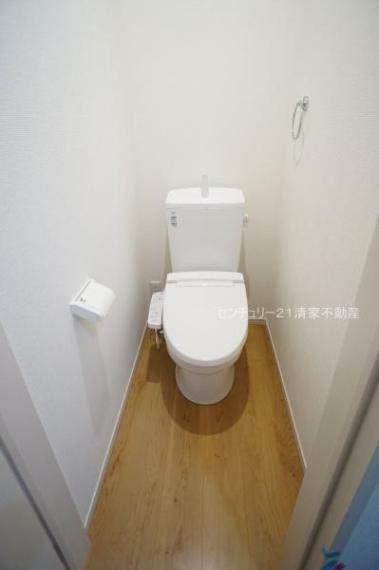 トイレ 2号棟:温水洗浄便座付きトイレ！（2024年02月撮影）
