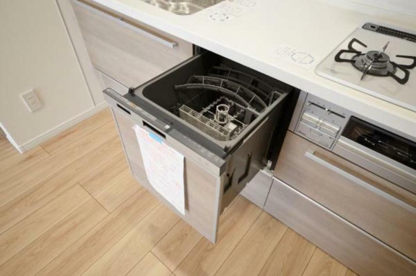 ■キッチン■<BR/>食洗機内蔵型のシステムキッチン。節水節洗剤になります。
