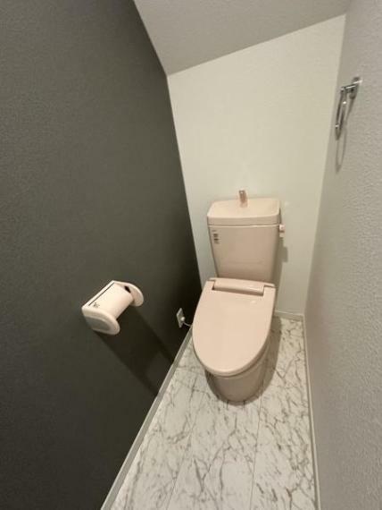 トイレ ウォシュレット付のトイレです。