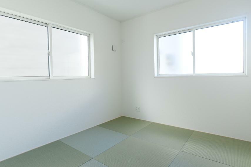同仕様写真（内観） 【同仕様例】日本人の心を落ち着かせてくれる、爽やかな畳の香りが心地よい和室