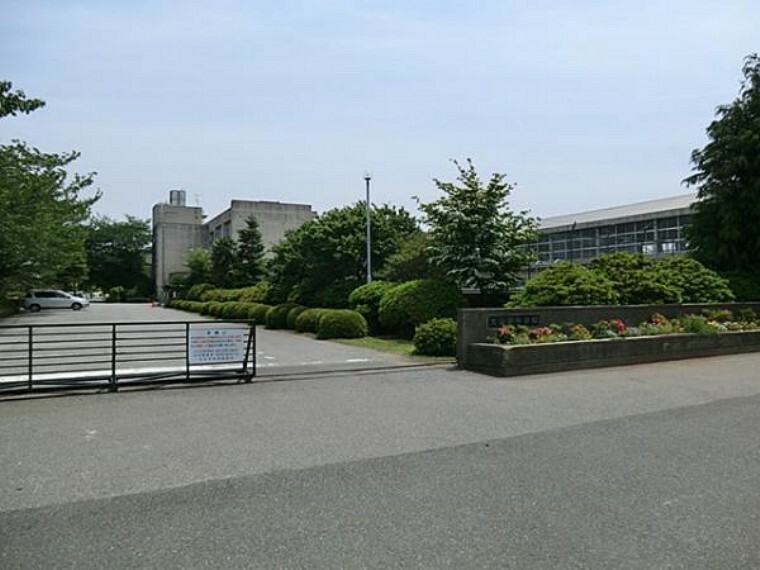 中学校 大山口中学校　徒歩約10分（約750m）