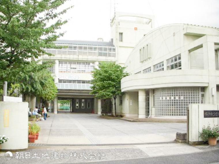 荏田西小学校750m