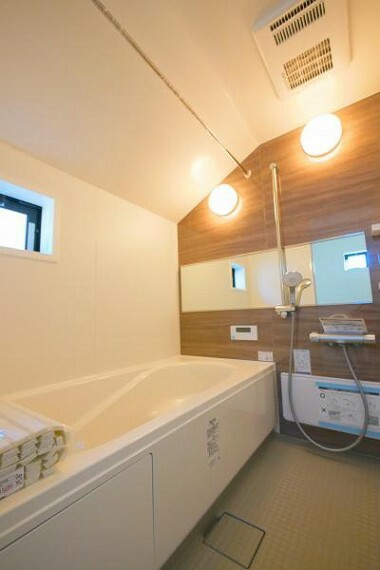 浴室 ■くつろぎの一坪浴室、追い焚き＆浴室暖房乾燥機付き