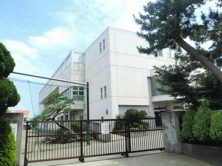 小学校 松浪小学校