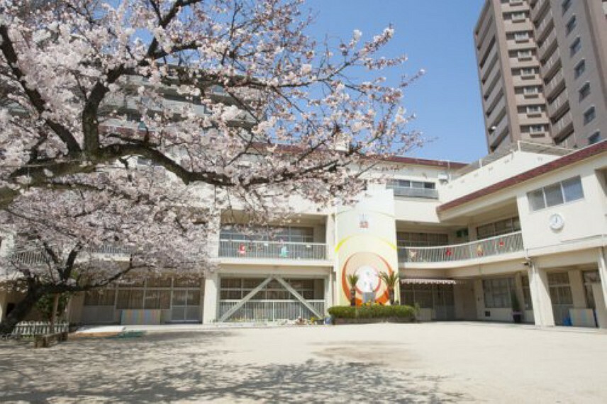 幼稚園・保育園 【幼稚園】認定こども園香里幼稚園まで848m