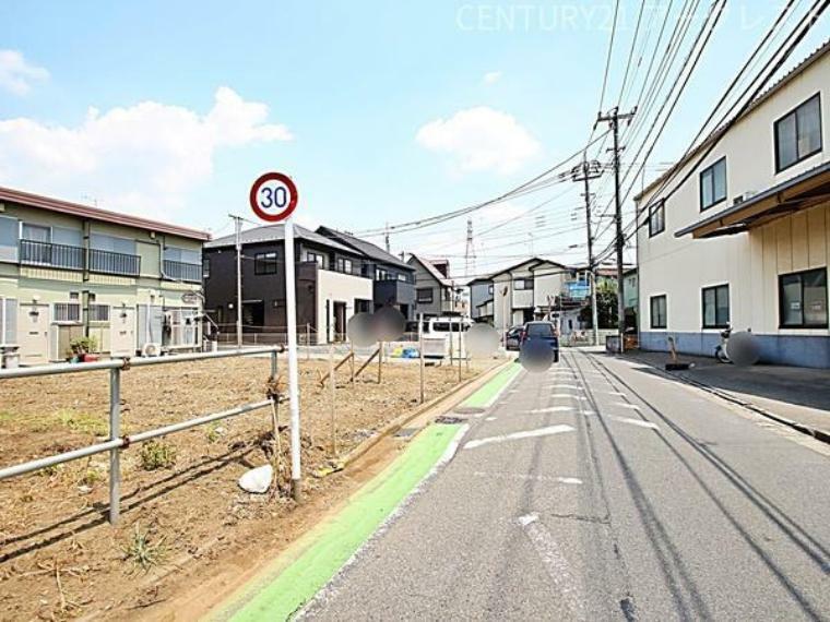 現況写真 南側前面道路は約5.2m