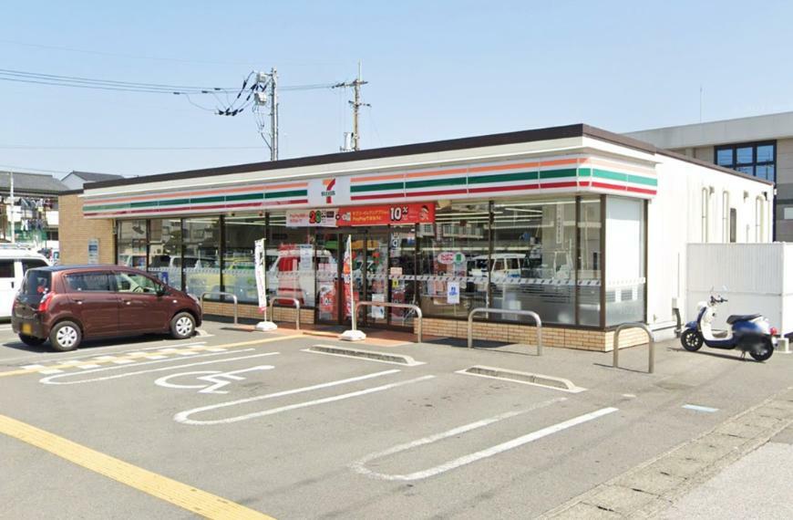 コンビニ セブンイレブン丸池町店