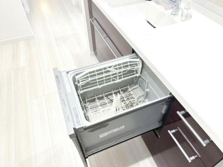 キッチン 毎日の洗い物がラクになる便利な食洗機付きです