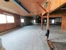 倉庫の構造は、木・鉄骨造スレート・かわらぶき平家建となっております！