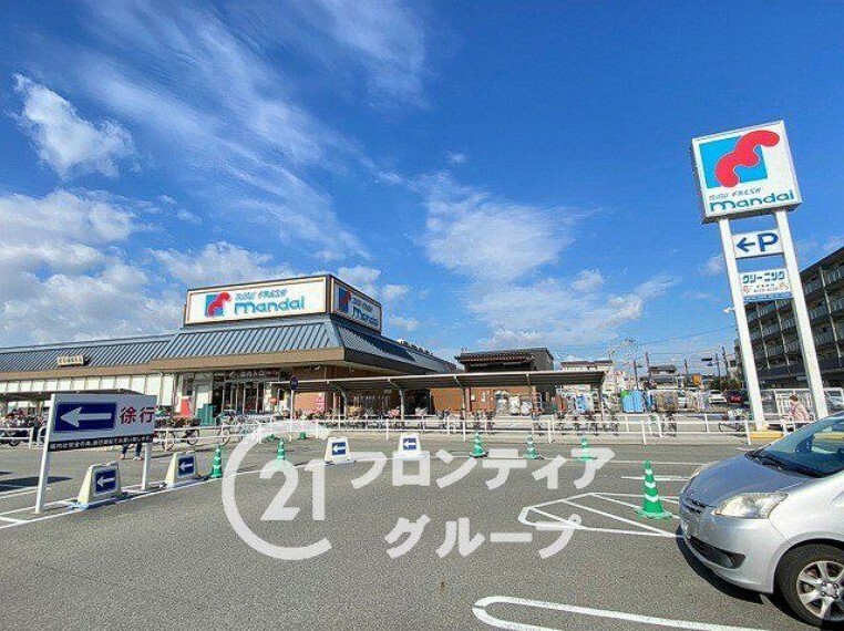 スーパー 万代法隆寺店 徒歩14分。