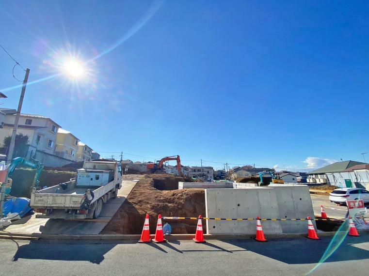 現況写真 陽当りや通風・現地の雰囲気や周辺道路状況の確認...また周辺環境や街並みの様子など、資料には掲載していない情報が現地にはたくさんございます。 是非お気軽にお問い合わせください。