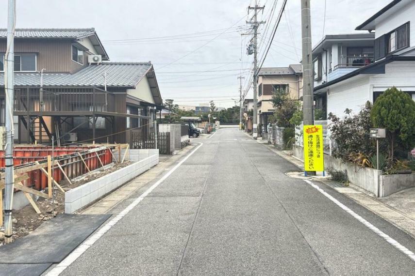 現況写真 東側　前面道路